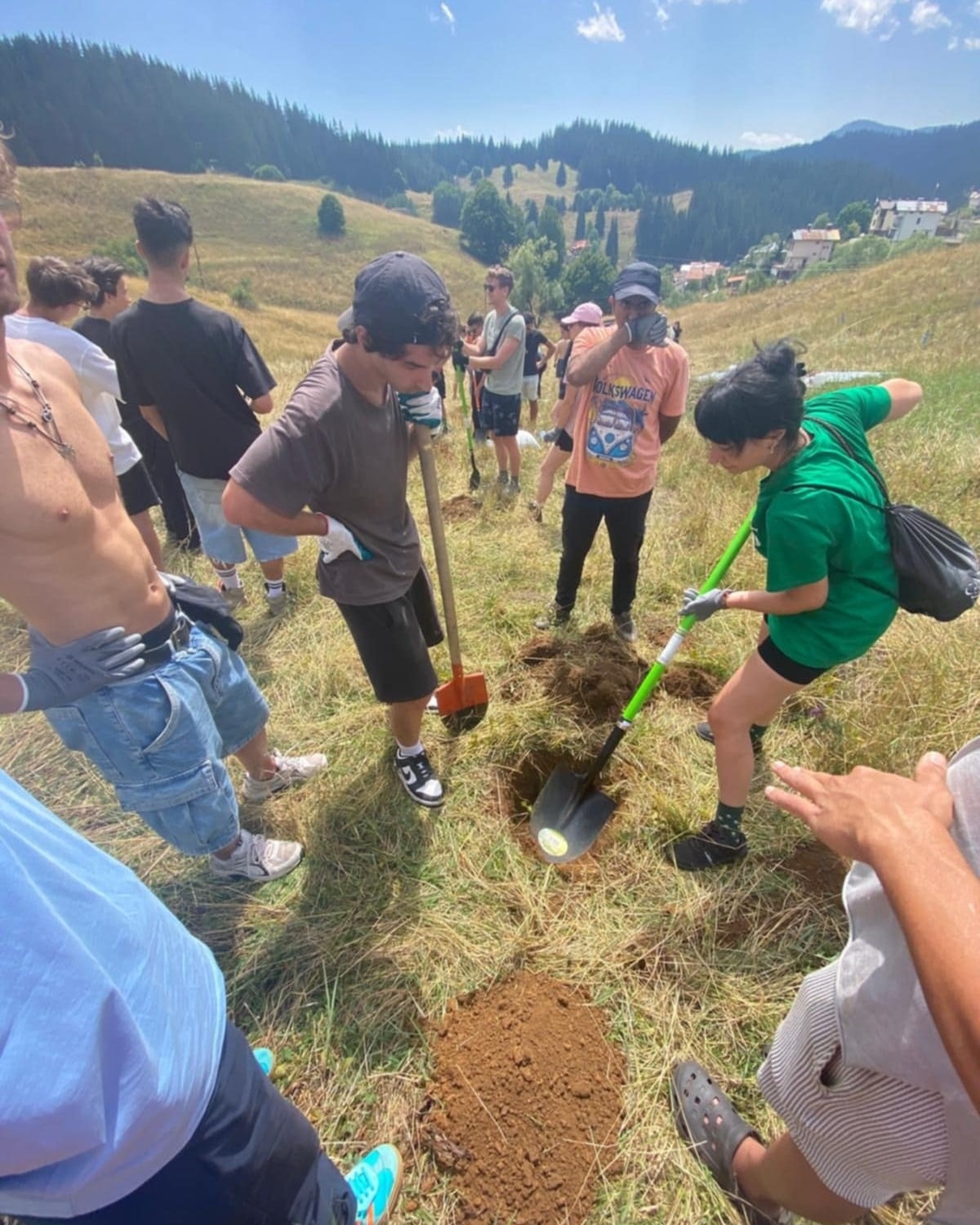 Инициативи и обучение